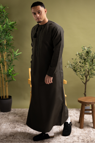 Rajul Fajr Omani Forest Mens Thobe Jubbah