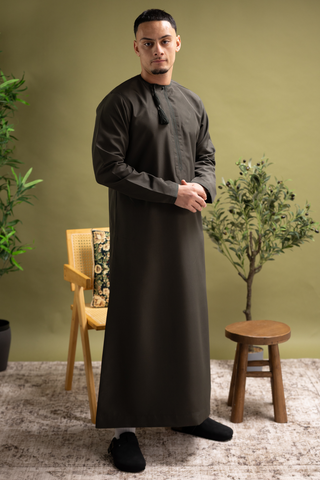 Rajul Fajr Omani Forest Mens Thobe Jubbah