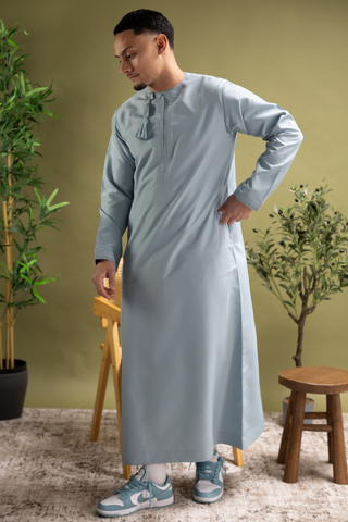 Rajul Fajr Omani Sky Mens Thobe Jubbah