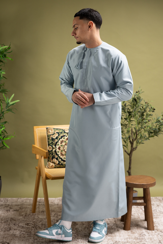 Rajul Fajr Omani Sky Mens Thobe Jubbah
