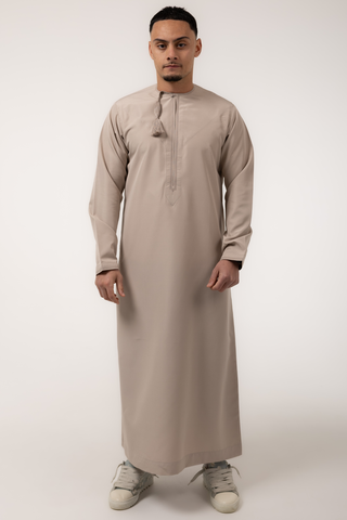 Rajul Fajr Omani Taupe Mens Thobe Jubbah