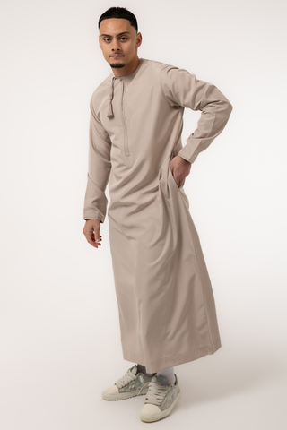 Rajul Fajr Omani Taupe Mens Thobe Jubbah