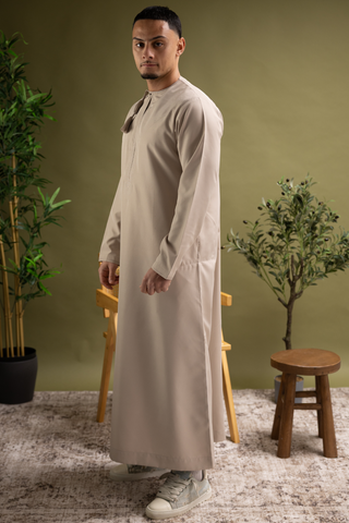 Rajul Fajr Omani Taupe Mens Thobe Jubbah