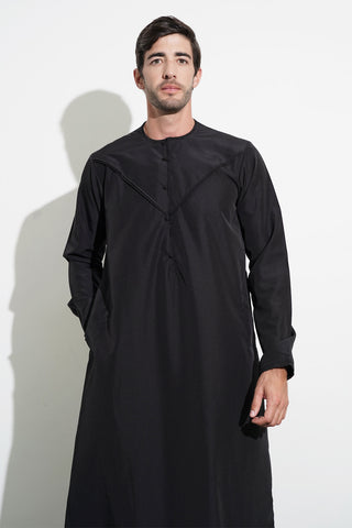 Faris Emirati Classic Black Thobe