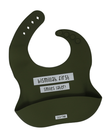 Lila and Tiny Bismillah Bib