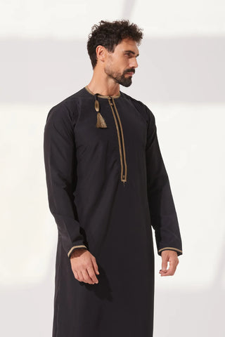 Faris Omani Black Thobe