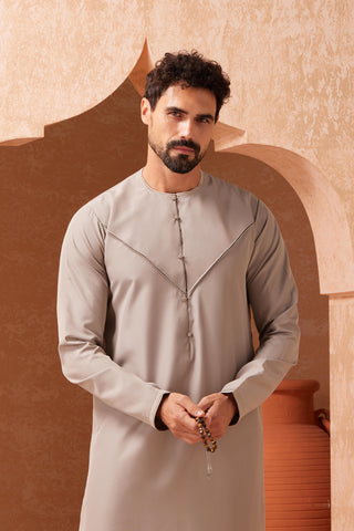 Faris Emirati Taupe Thobe