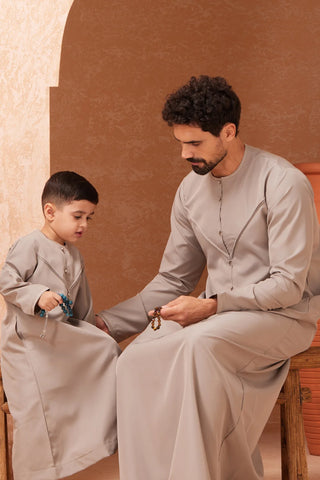 Faris Emirati Taupe Thobe