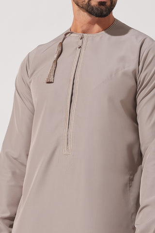 Faris Omani Taupe Thobe